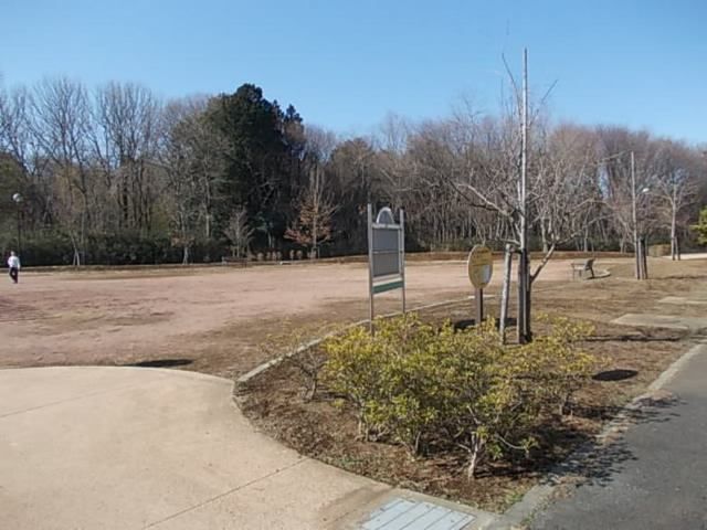 近くののぞみ公園まで160m(徒歩2分)