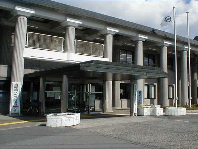 近くの玉島支所まで1,300m(徒歩17分)