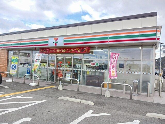 近くの姫路市役所まで2,600m（徒歩33分）