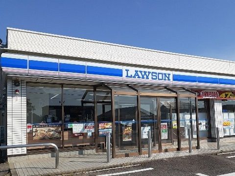 近くのローソン魚津青柳店まで270m（徒歩4分）