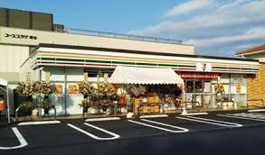 近くのセブンイレブン深谷上柴西店まで500m（徒歩7分）