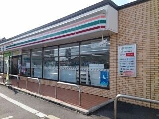 近くのセブンイレブンまで250m(徒歩4分)
