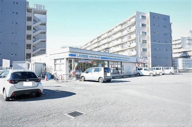 近くのコンビニまで500m（徒歩7分）