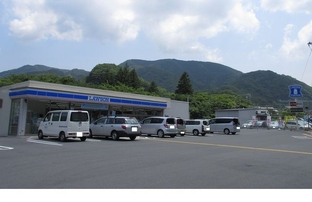 近くのローソン神戸有野町唐櫃店様まで500m(徒歩7分)