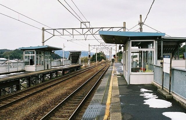 近くの宮村駅まで750m（徒歩10分）