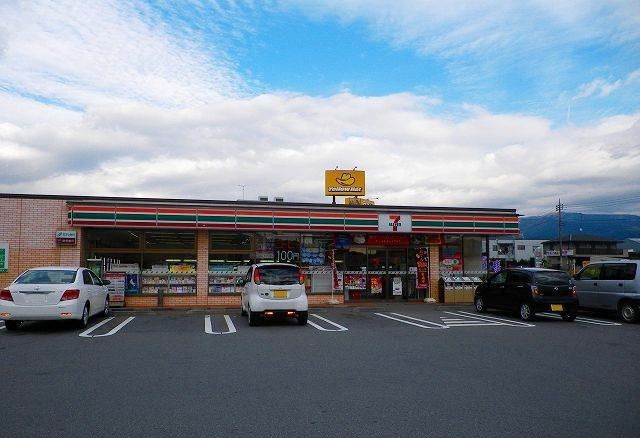 近くのセブンイレブン裾野千福店まで500m（徒歩7分）