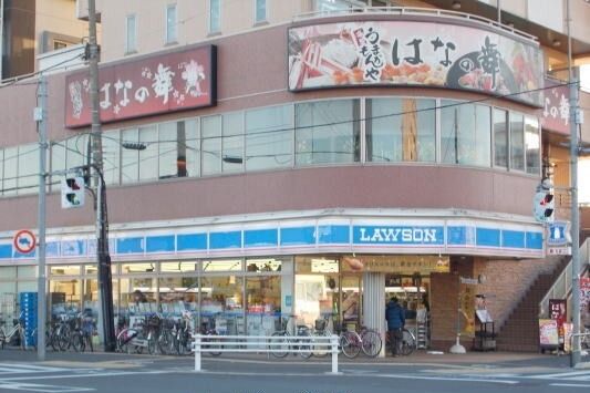 近くのローソンまで150m（徒歩2分）