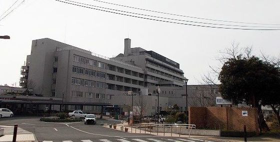 近くの横須賀市民病院まで387m（徒歩5分）