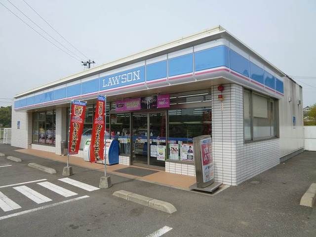 近くのローソンまで450m（徒歩6分）