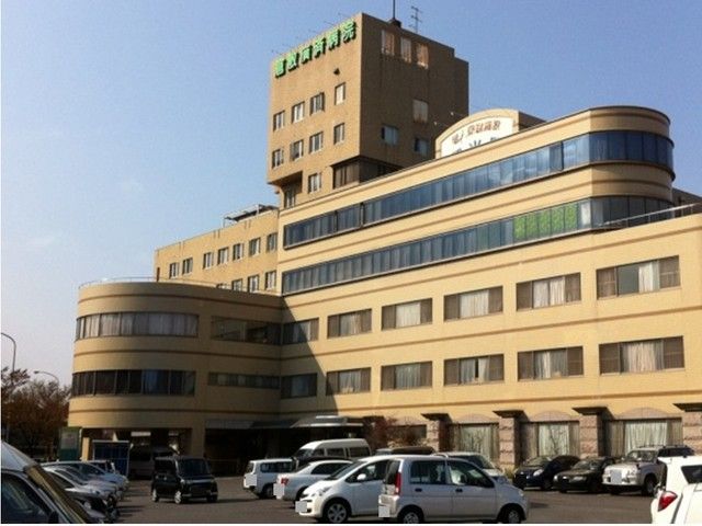近くの病院まで450m（徒歩6分）