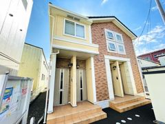 デフィ・エースの外観画像