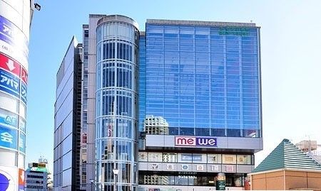 近くのｍｅｗｅ橋本まで500m（徒歩7分）