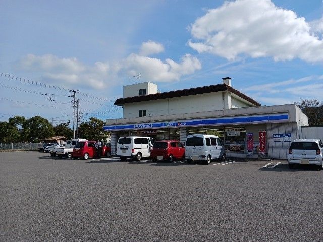 近くのローソン今治中堀店まで600m（徒歩8分）