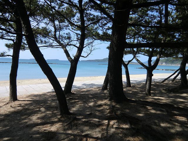 近くの菊ヶ浜海岸まで2,100m(徒歩27分)
