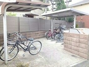 駐輪場が至近