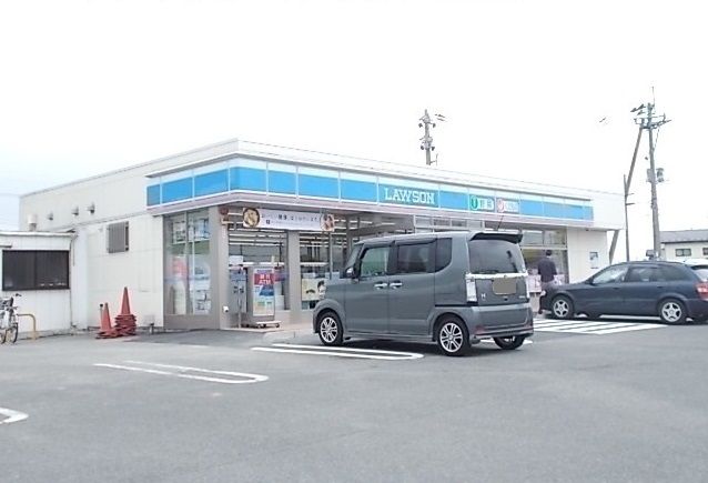 近くのローソン古川バイパス店まで650m（徒歩9分）