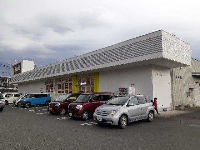 近くの１００円ショップセリア 松野店まで1,200m（徒歩15分）
