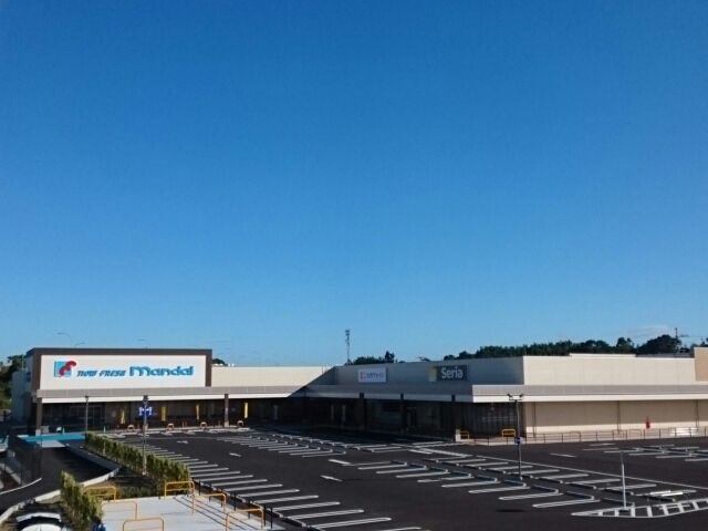 近くの万代様まで1,210m（徒歩16分）