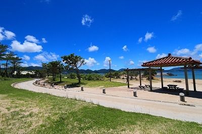 近くの21世紀の森公園まで1,200m(徒歩15分)