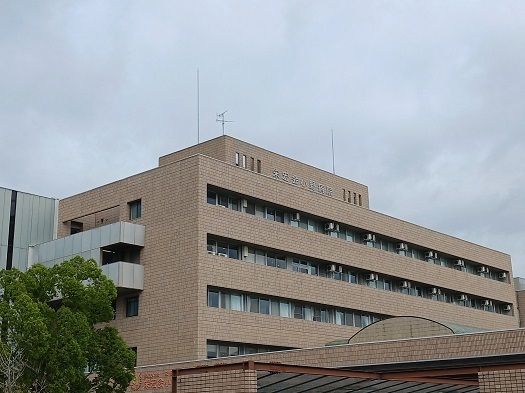 近くの栄宏会小野病院まで1,200m(徒歩15分)