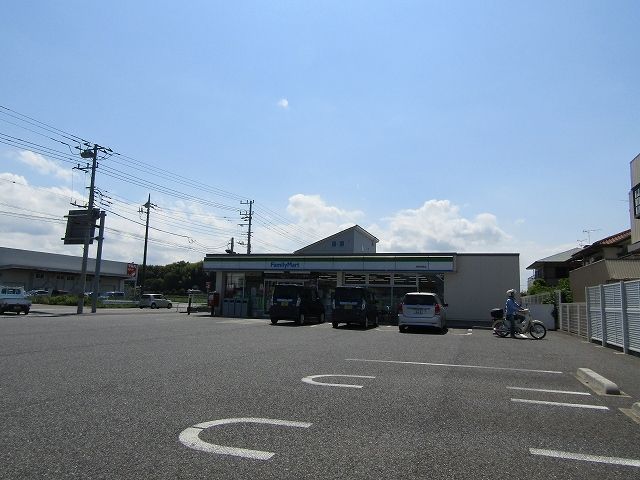 近くのファミリーマート茂原早野店まで190m(徒歩3分)