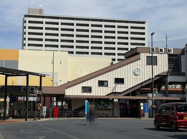 近くの鴻巣駅西口まで1,950m(徒歩25分)