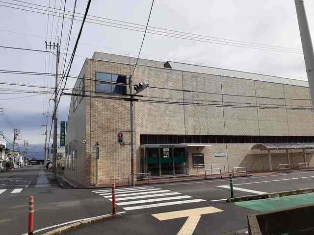 近くの銀行まで500m（徒歩7分）