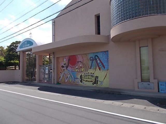 近くのこばと第３幼稚園まで270m（徒歩4分）