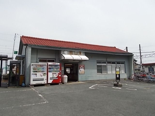 近くの竜田口駅まで1,200m（徒歩15分）