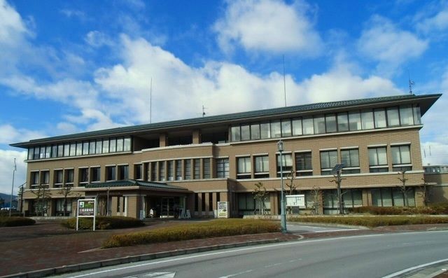 近くの愛荘町役場愛知川庁舎まで1,500m（徒歩19分）