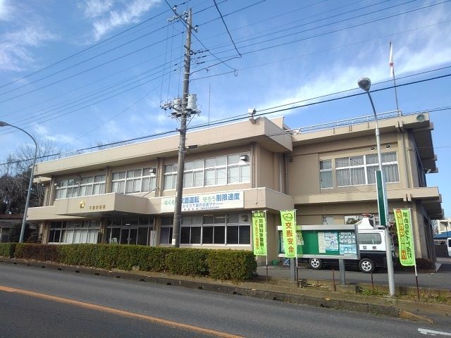 近くの下妻警察署まで1,000m(徒歩13分)