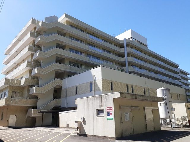 近くの宇和島徳洲会病院様まで2,200m（徒歩28分）