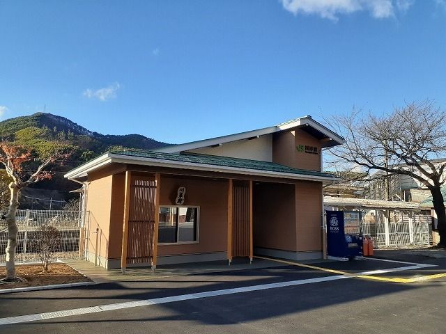 近くの川岸駅まで1,100m（徒歩14分）