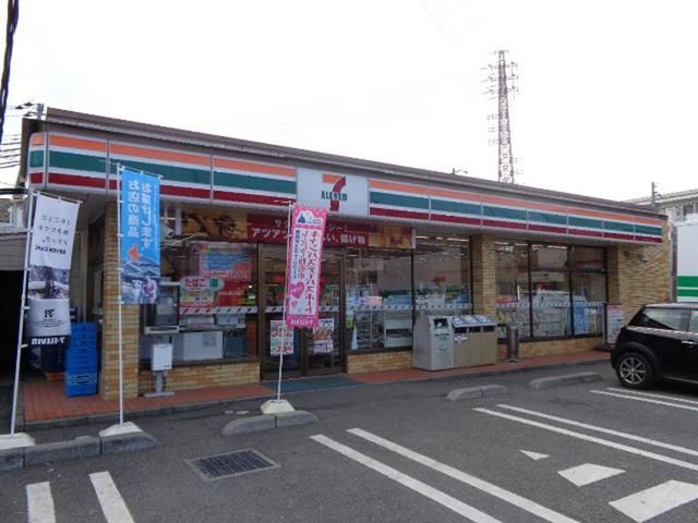 近くのセブンイレブン桶川泉１丁目店まで480m（徒歩6分）