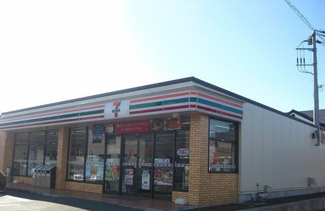 近くのセブンイレブン下香貫南店まで500m(徒歩7分)