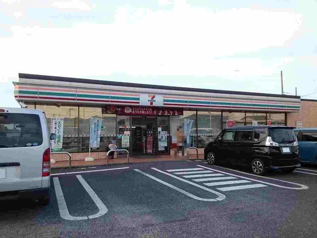 近くのセブンイレブン木更津請西南店まで500m(徒歩7分)