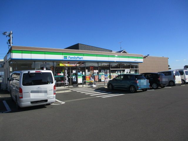 近くのファミリーマート 島田阪本店まで1,015m(徒歩13分)