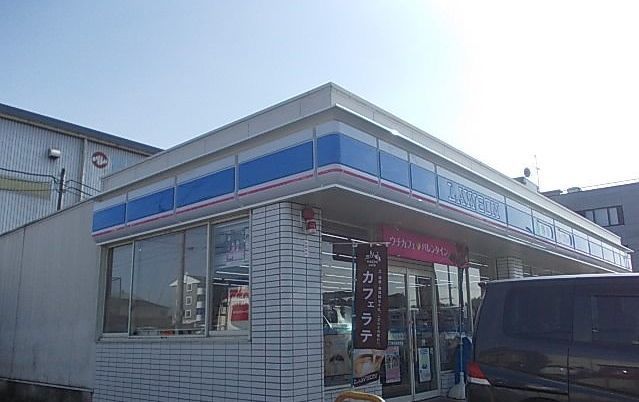 近くのローソン横浜金井町店まで935m（徒歩12分）
