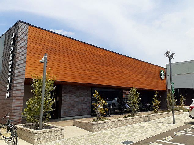 近くのスターバックスコーヒー 川西店まで600m(徒歩8分)