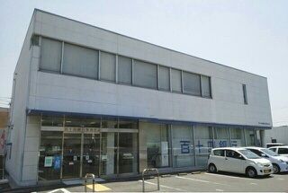 近くの百十四銀行香西支店さんまで700m(徒歩9分)