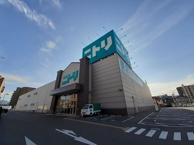 近くのニトリ松山店様まで500m(徒歩7分)