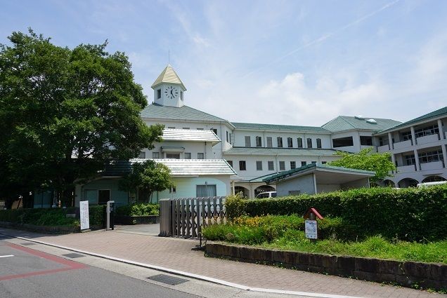 近くの小学校まで1,800m（徒歩23分）