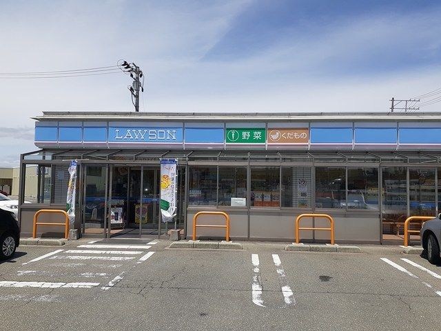 近くのローソン　新庄金沢町店まで500m（徒歩7分）