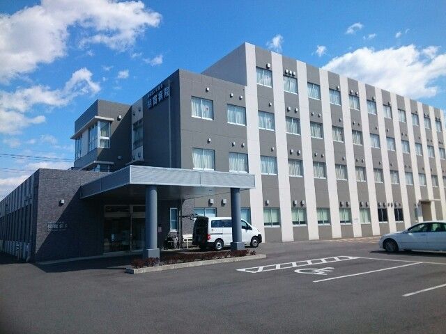 近くの病院まで700m（徒歩9分）
