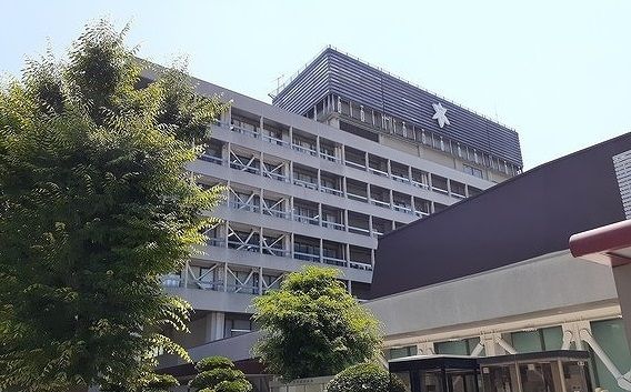 近くの高槻市役所まで1,100m(徒歩14分)