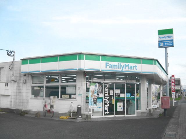 近くのコンビニまで350m（徒歩5分）
