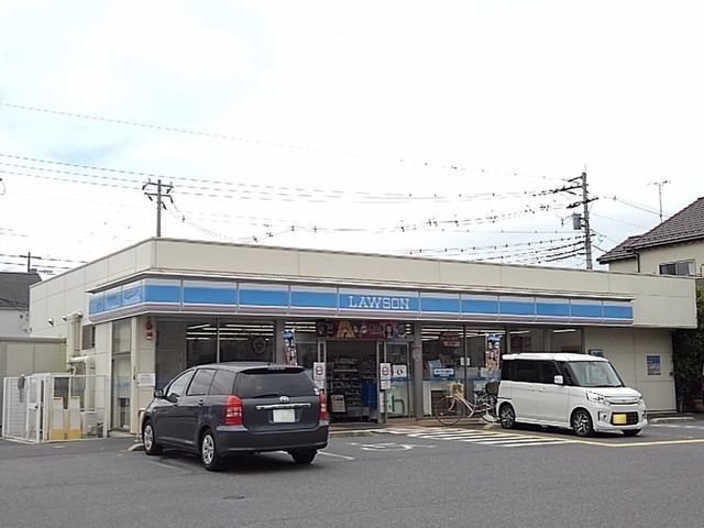 近くのコンビニまで210m（徒歩3分）