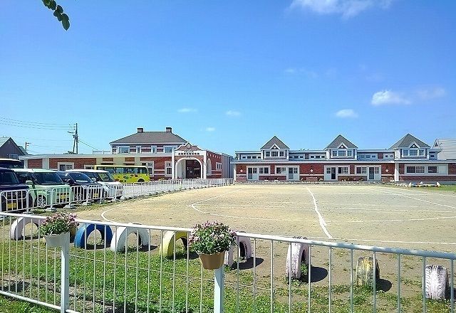 近くの幼稚園・保育園まで550m（徒歩7分）