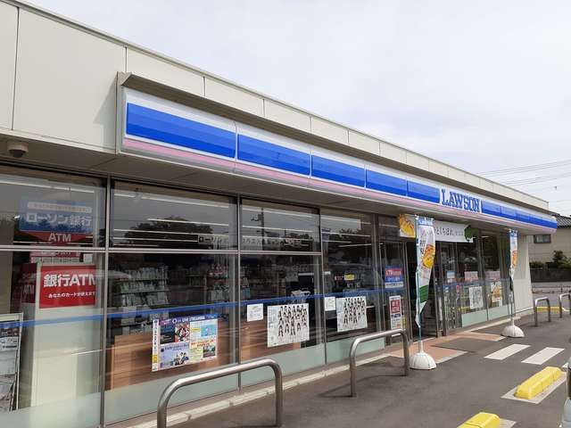 近くのローソン阿字ヶ浦店まで800m（徒歩10分）