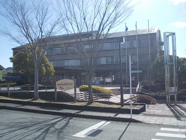 近くの和水町役場まで790m（徒歩10分）